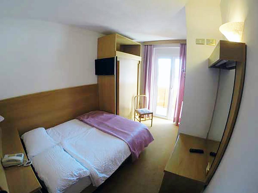 Hotel Olympia Molveno Εξωτερικό φωτογραφία