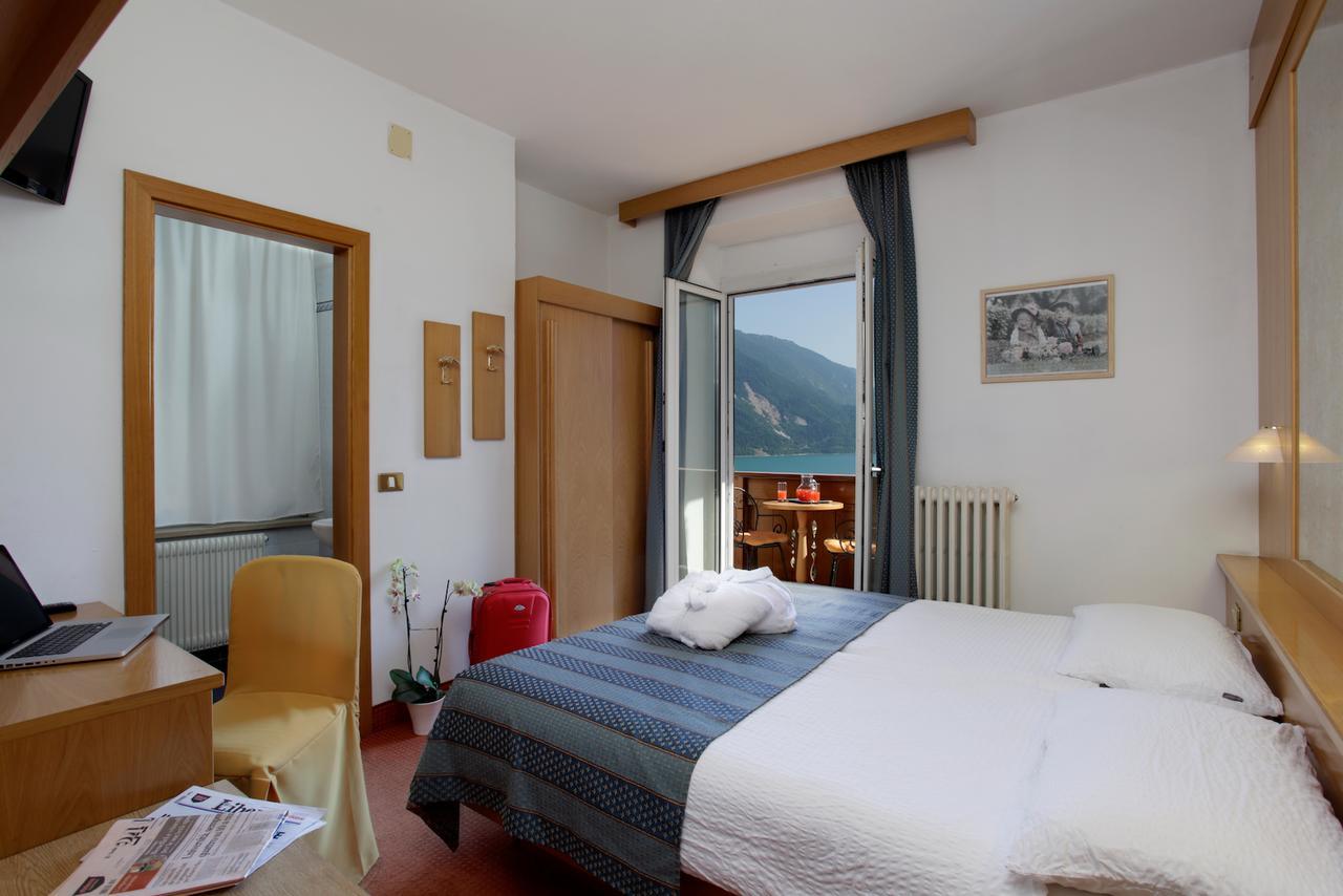 Hotel Olympia Molveno Εξωτερικό φωτογραφία